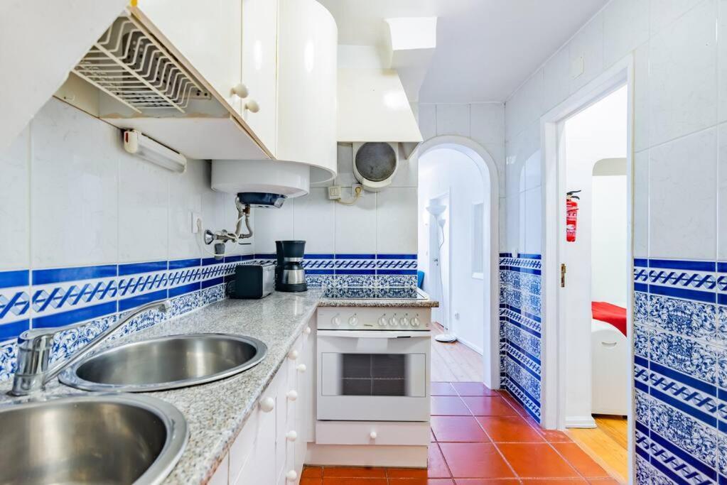 Duque 2br Flat At Historical Chiado Apartment Lissabon