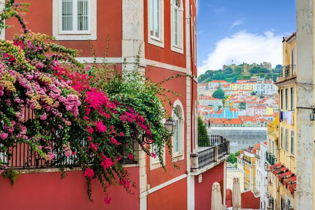 Duque 2br Flat At Historical Chiado Lissabon